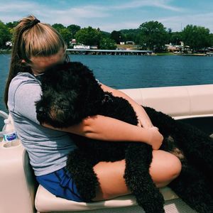 Meet your Posher, Ella